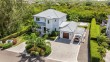 THE LAKES EXECUTIVE FAMILY HOME WITH POOL