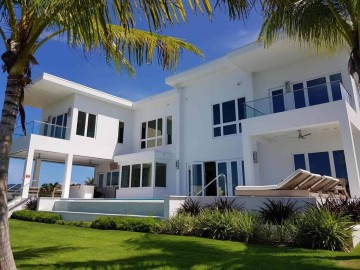 Luxury Homes for Rent Cayman Islands