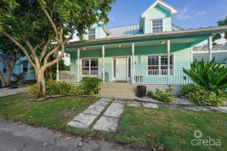 PLANTATION HOME - MOTIVATED VENDOR PLANTATION HOME - MOTIVATED VENDOR