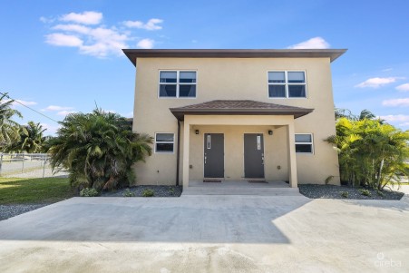 3 BED/3.5 BATH - VIBE VILLAS - UNIT B 3 BED/3.5 BATH - VIBE VILLAS - UNIT B