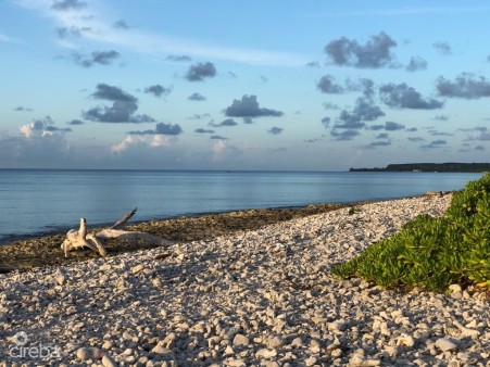 PRIMIER WATERFRONT LOT CAYMAN BRAC PRIMIER WATERFRONT LOT CAYMAN BRAC