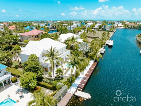 CRYSTAL HARBOUR LUXURY HOME CRYSTAL HARBOUR LUXURY HOME