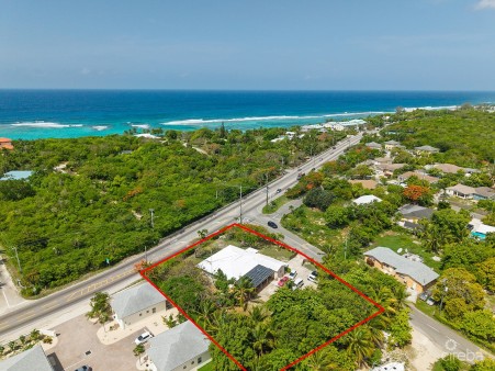 RE-DEVELOPMENT OPPORTUNITY - FIXER UPPER ON .70 ACRES RE-DEVELOPMENT OPPORTUNITY - FIXER UPPER ON .70 ACRES