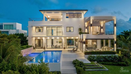 60 LALIQUE PENINSULA QUAY | LUXURY WATERFRONT LIVING IN CRYSTAL HARBOUR 60 LALIQUE PENINSULA QUAY | LUXURY WATERFRONT LIVING IN CRYSTAL HARBOUR