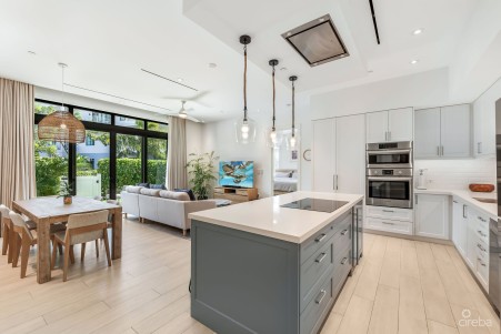 OLEA 414 - PRIVATE GARDEN 2-BED RESIDENCE