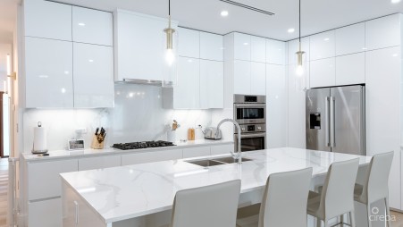 SALT AIR - 4 BED TOWNHOUSE THE SHORES