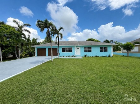 SAVANNAH MEADOWS -BEAUTIFULLY RENOVATED FAMILY HOME