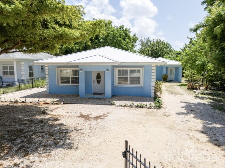 CAYMAN BRAC PIONEER LANE HOUSE AND COTTAGE