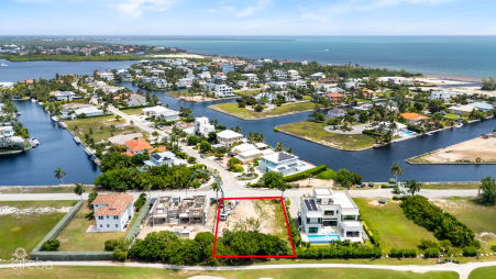 CRYSTAL HARBOUR RESIDENTIAL LOT