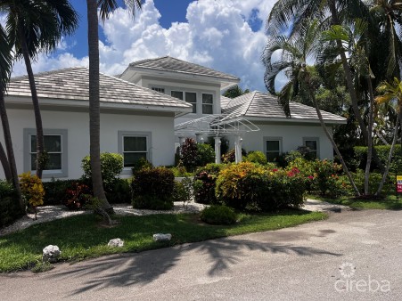 CANAL POINT - CANAL FRONT RESIDENCE