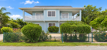 PEPI STREET DUPLEX (WITH DOCK)