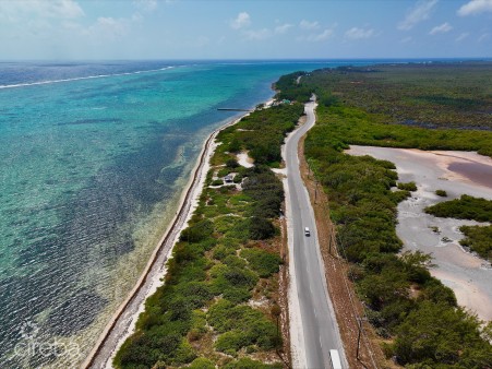 COLLIERS BEACH FRONT LOT D | 0.36 -ACRES