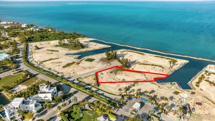 DIAMOND'S EDGE WATERFRONT ESTATE LOT 10