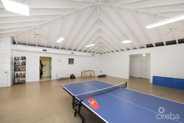 OCEAN CLUB POOL VIEW - RENOVATED CORNER UNIT