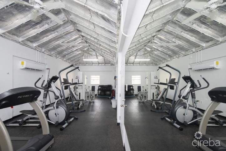 OCEAN CLUB POOL VIEW - RENOVATED CORNER UNIT