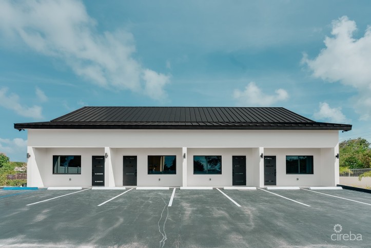 KINGSLEY TOWNHOMES 2 BED PLUS DEN UNIT 3.