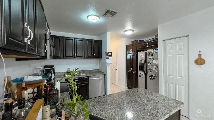 MIZPAH TOWNHOUSE WEST BAY