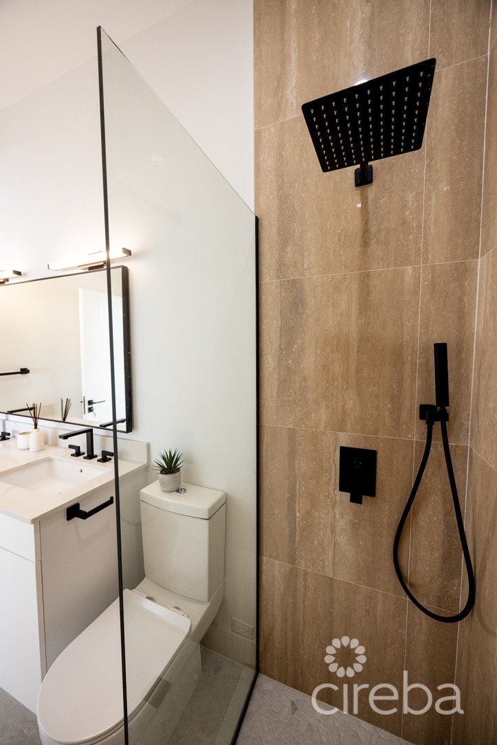 THE MEADOWS - PAPAYA TOWNHOME - 2 BEDROOMS 2 BATHROOMS