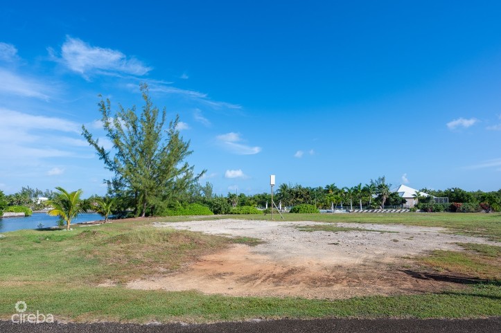 WATERFRONT LOT  @ PATRICKS ISLAND!