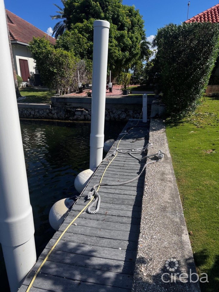 CAYMAN ISLANDS YACHT CLUB CANAL FRONT RESIDENCE