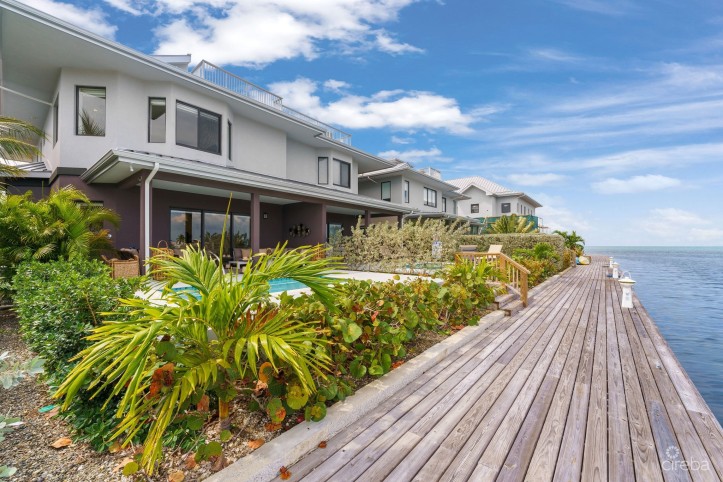 SEAHAVEN PROSPECT WATERFRONT 4 BED DUPLEX