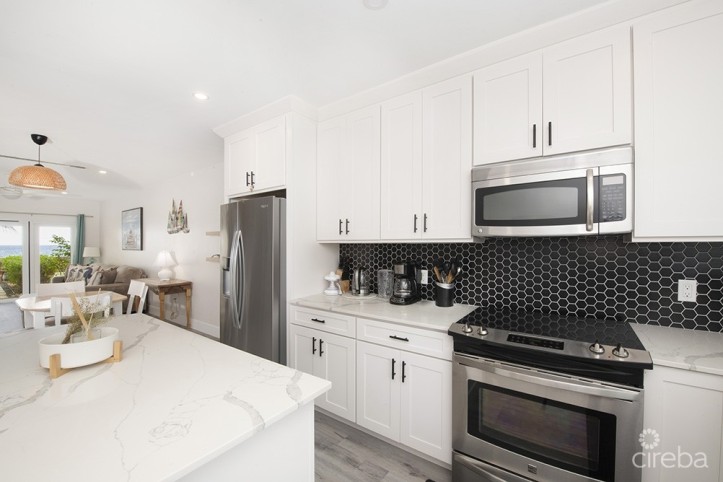 MODERN OCEAN CLUB RETREAT - 2 BED/2.5BATH