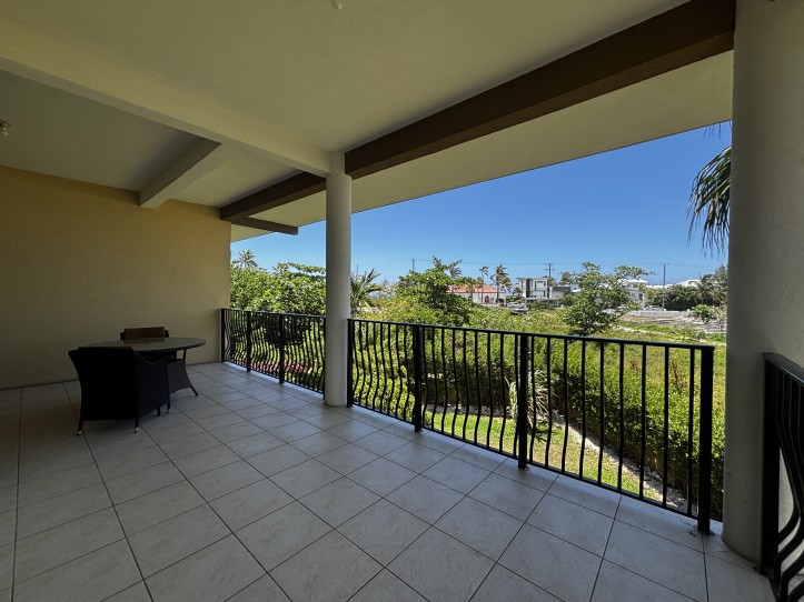 IMMACULATE 2 BEDROOM AT LANTERN POINT