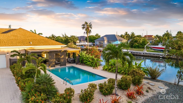 FULLY REMODELED 3BR FAMILY HOME IN NORTH SOUND ESTATES