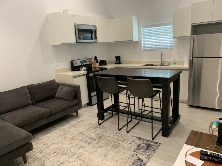 SILVER THATCH VILLAS