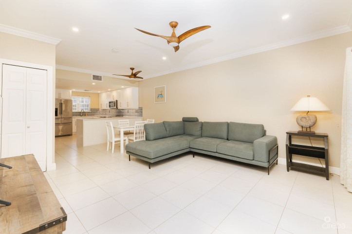 GARDEN RETREAT - 3BED