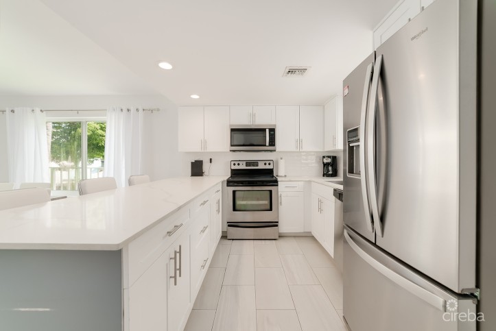 SUNSET COVE RENOVATED 2 BEDROOM