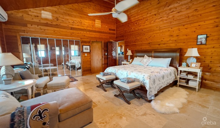 LITTLE CAYMAN BEACHFRONT HOME 'ROCK BOTTOM'