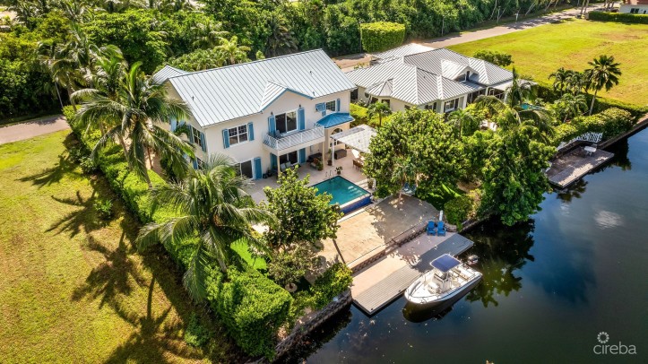 BIMINI DRIVE  - GRAND HARBOUR | EXCLUSIVE 5-BED WATERFRONT HOME