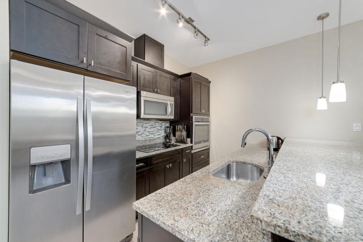 SAN SEBASTIAN ONE BED AND DEN WITH ROOF TERRACE