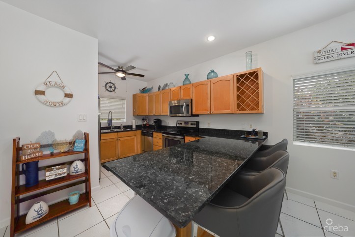 COCONUT BAY 118, WEST BAY OCEANVIEW