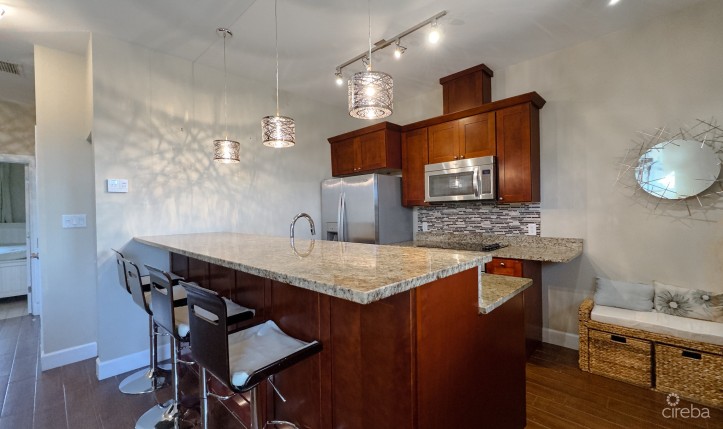 2 BEDROOM SAN SEBASTIAN TOWNHOUSE