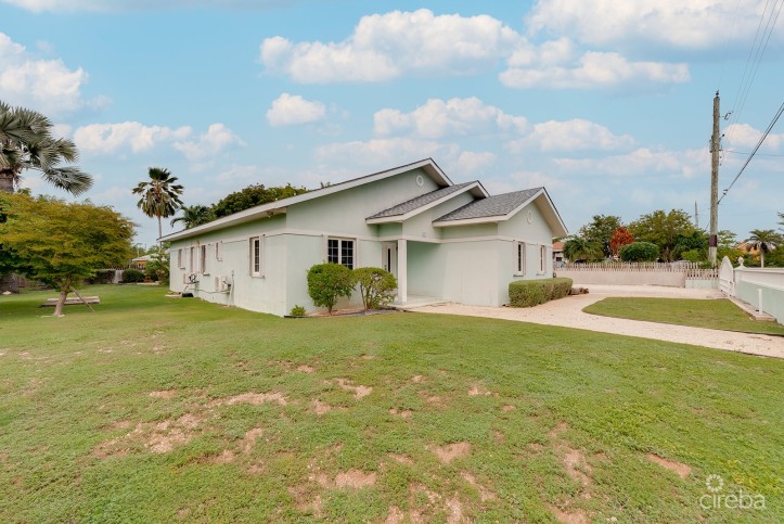 WEST BAY SINGLE FAMILY HOME ON 0.3 ACRE LOT