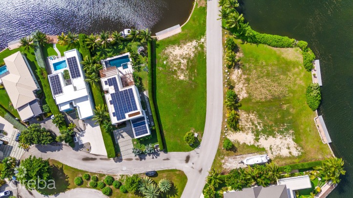 GRAND HARBOUR 0.32 ACRES, CANAL CORNER LOT