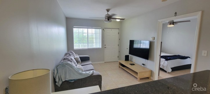 LAKESIDE--1BED/1BATH--MINUTES TO CAMANA BAY/SEVEN MILE BEACH