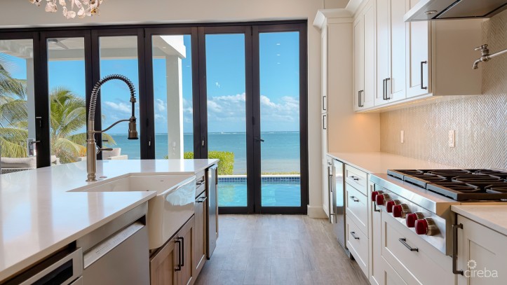 BEACH HOUSE IN EAST END