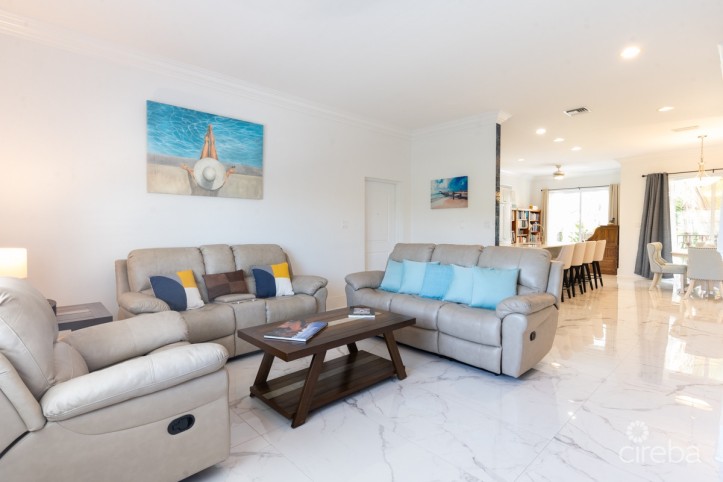 TURNBERRY EAST, CRYSTAL HARBOUR