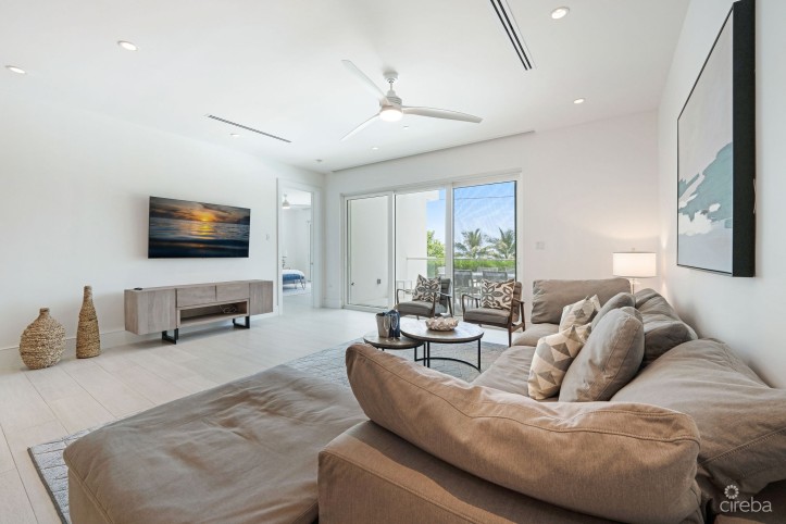 SOUTH BAY RESIDENCES  - 4 BED | 4 BATH OCEANVIEW