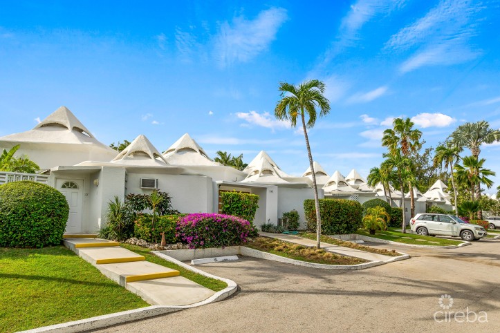 CAYMAN SANDS VILLAGE TOWNHOUSE 14, SEVEN MILE BEACH
