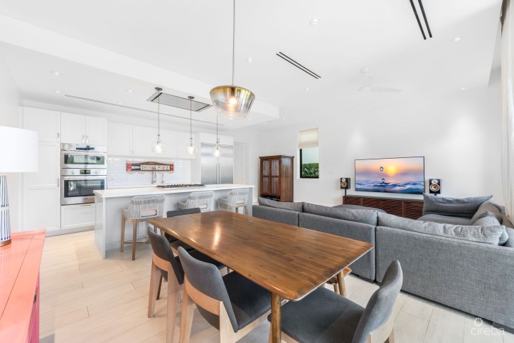 OLEA 107, SEVEN MILE CORRIDOR