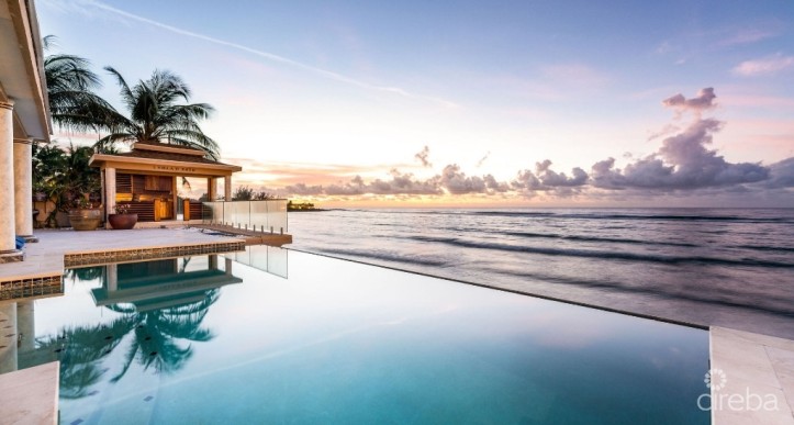 VILLA D'ESTE - PROSPECT POINT WATERFRONT HOME