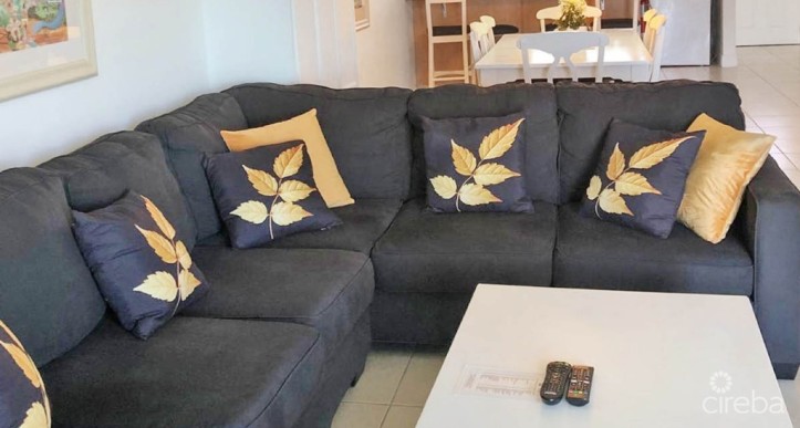 CASTAWAY COVES #115 UPDATED FIRST FLOOR RETREAT