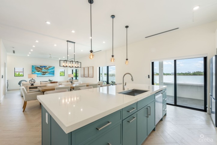 AUBURN BAY 3, CANAL FRONT HOME