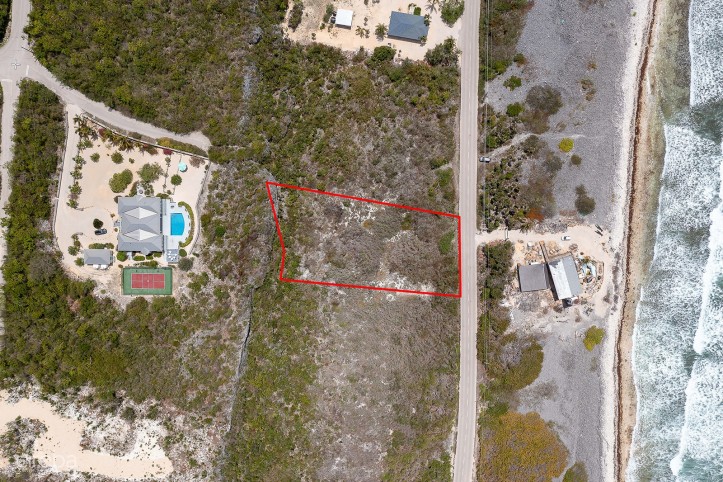 0.70 ACRE LOT - SOUTH SIDE CAYMAN BRAC