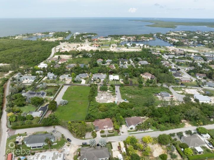 SAVANNAH HOUSE LOT CLOSE TO SUNRISE LANDING