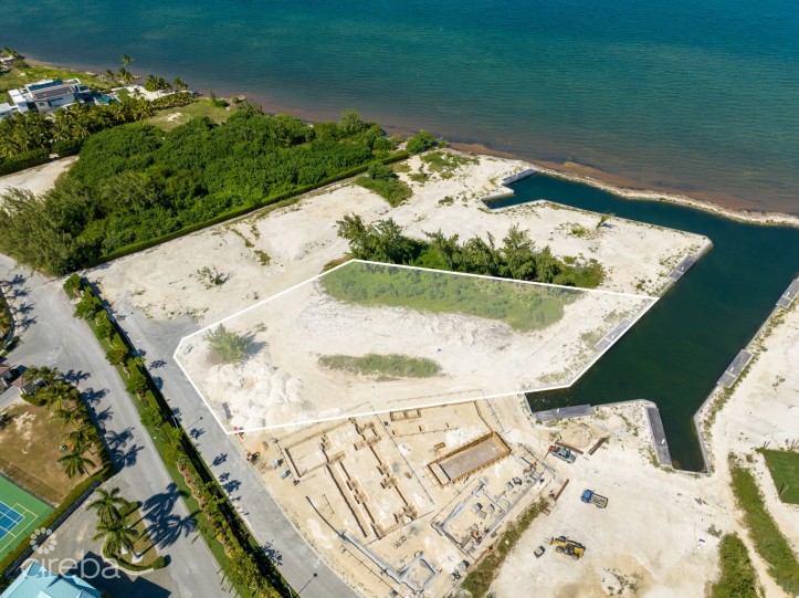 DIAMOND'S EDGE OCEANFRONT ACREAGE ESTATE LOT